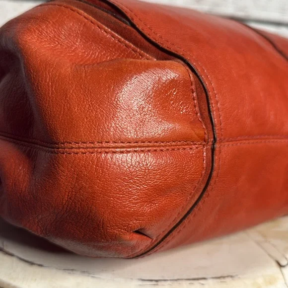 Coach Flagship Chelsea Curry Orange Leather Shoulder Bag - Picture 8 of 16